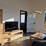 A 17 Mit Eigenem Exklusivem Zugang Zum Binnensee By Interhome * Grosswurden