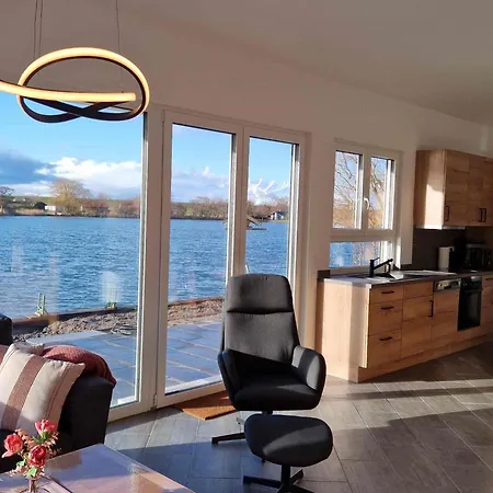 Сasa de vacaciones A 17 Mit Eigenem Exklusivem Zugang Zum Binnensee By Interhome