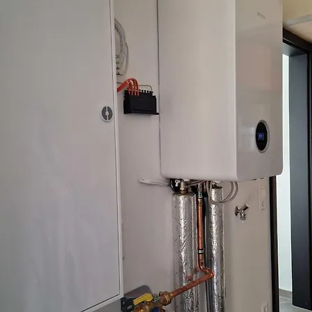 A 17 Mit Eigenem Exklusivem Zugang Zum Binnensee By Interhome * Grosswurden