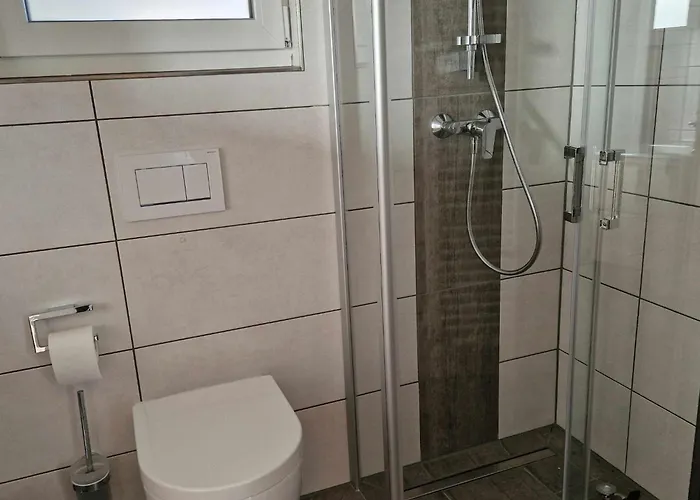 A 17 Mit Eigenem Exklusivem Zugang Zum Binnensee By Interhome Сasa de vacaciones *