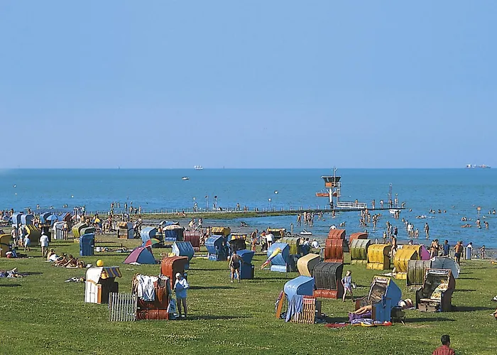 A 17 Mit Eigenem Exklusivem Zugang Zum Binnensee By Interhome * Grosswurden